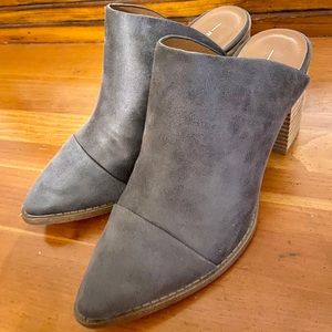 NWOT Mule Shoes